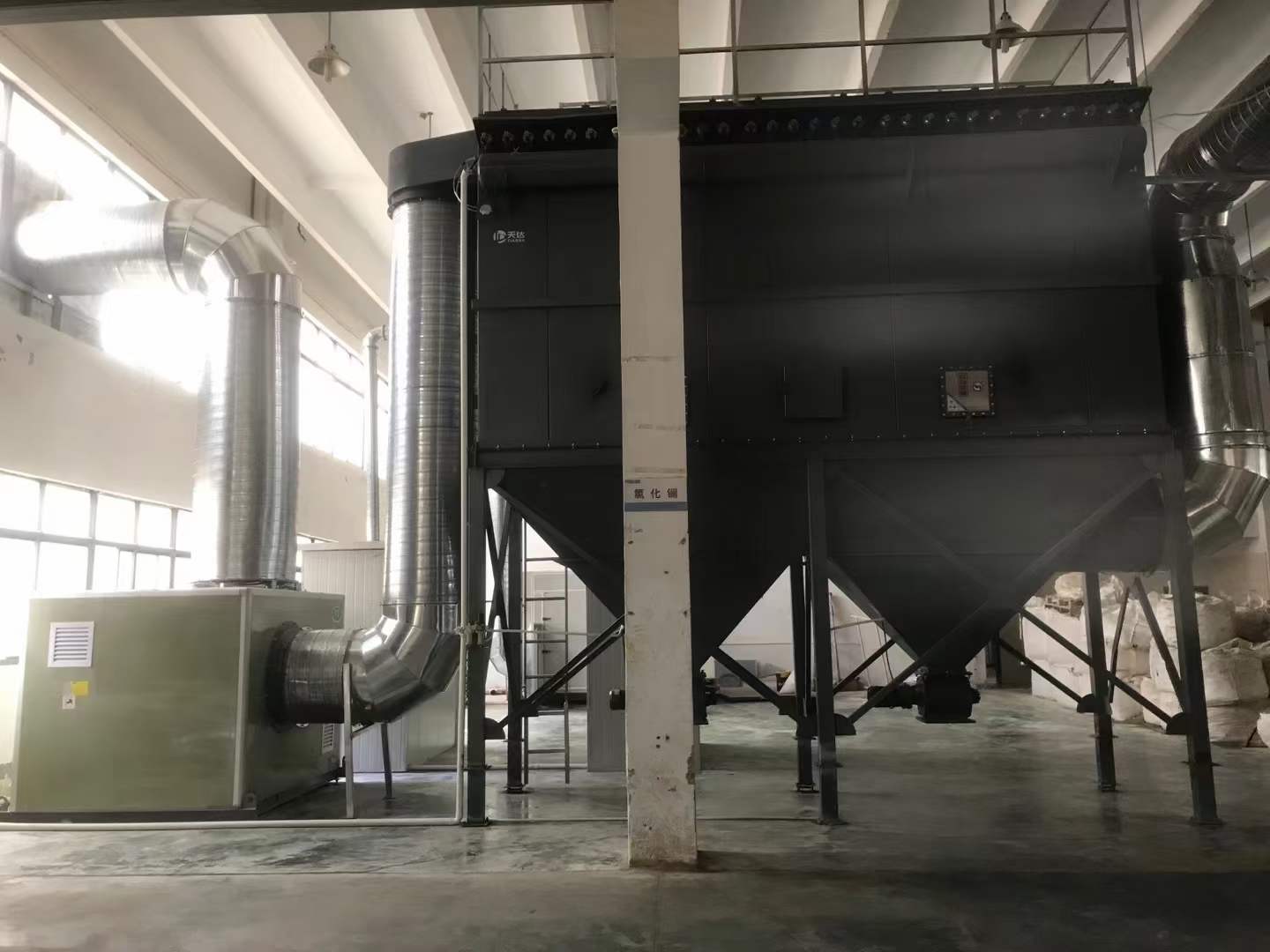 布袋除塵設(shè)備 布袋除塵設(shè)備